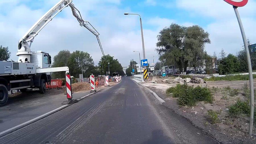 Leją beton :)
