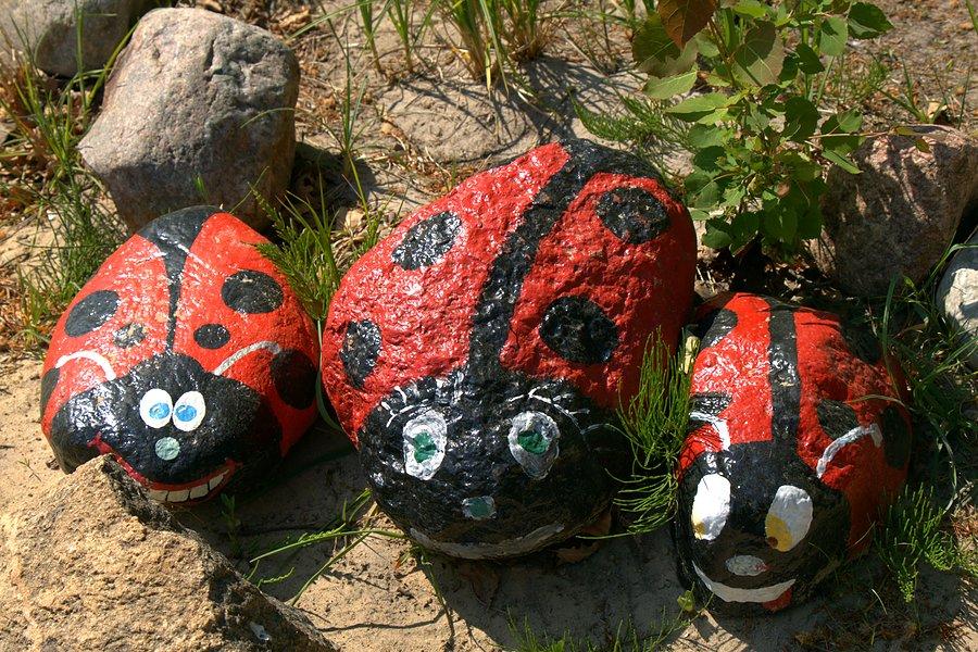 Pomalowane kamienie