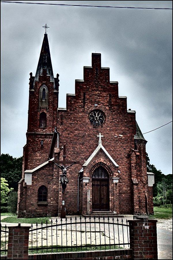 Kościół w Brzezince Średzkiej