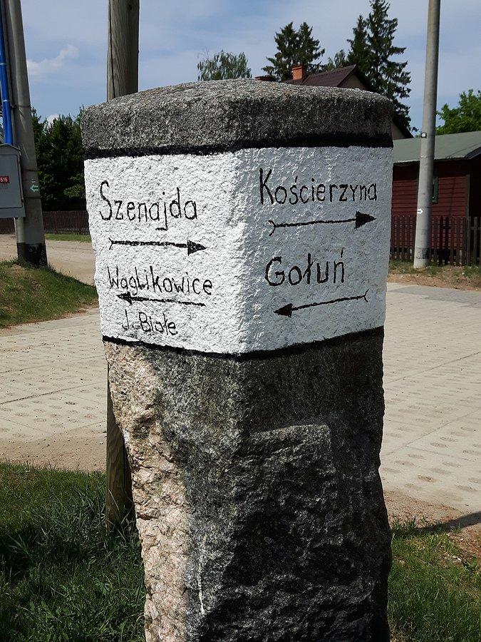 Kamienny drogowskaz