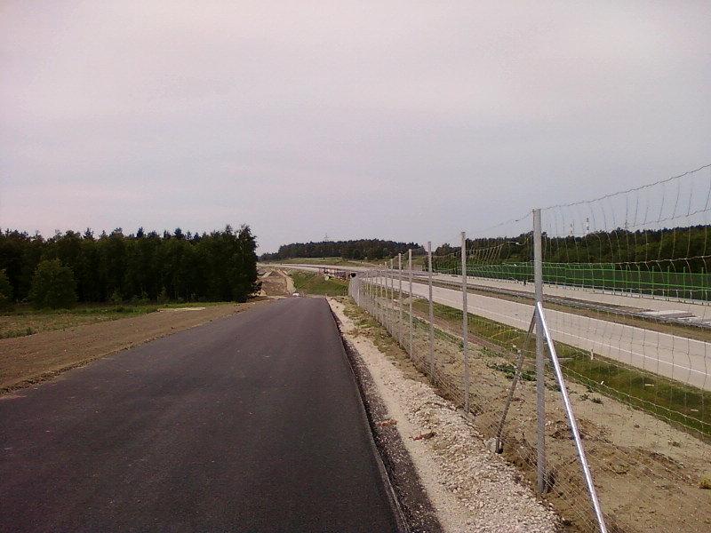 Droga techniczna przy A1