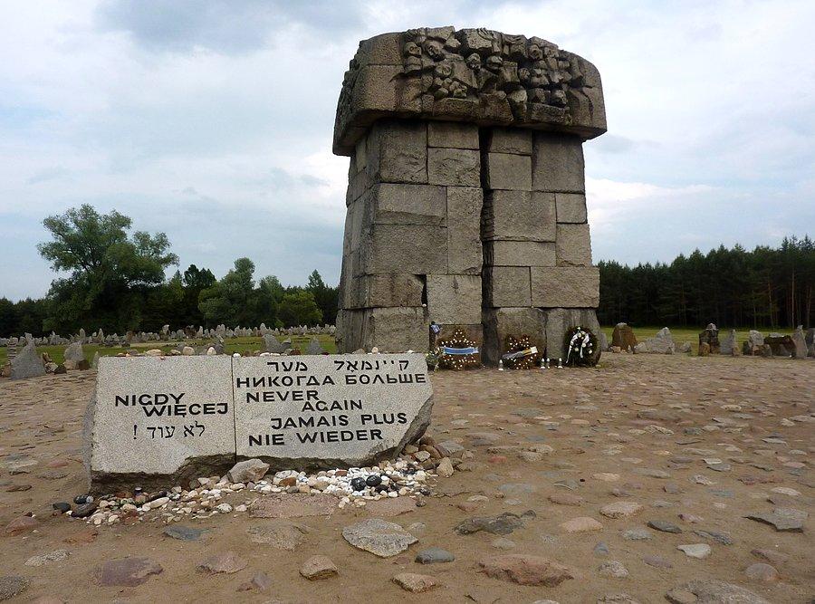 Pomnik Ofiar Obozu Zagłady w Treblince