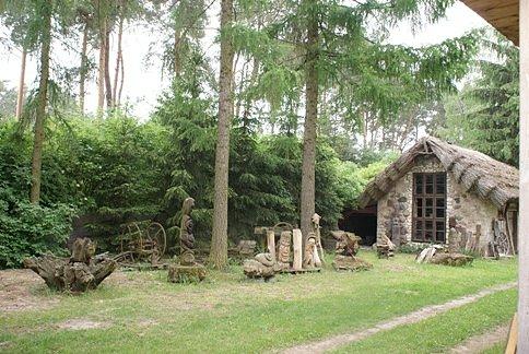 Widok na podwórze - Zagroda Wyobraźni