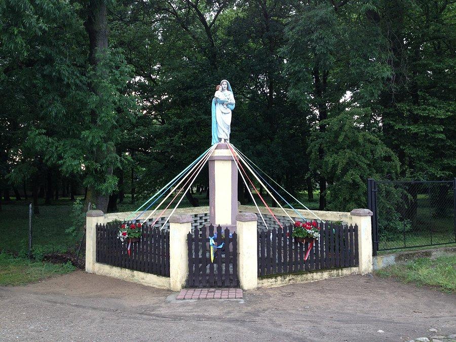 Przydrożna figura w Sławnie