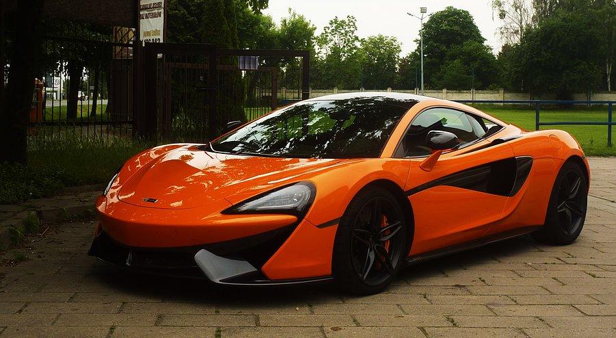 McLaren 570