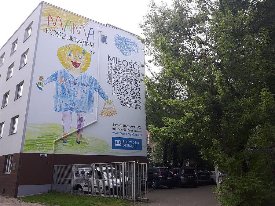 Mural - reklama społeczna na Powiślu