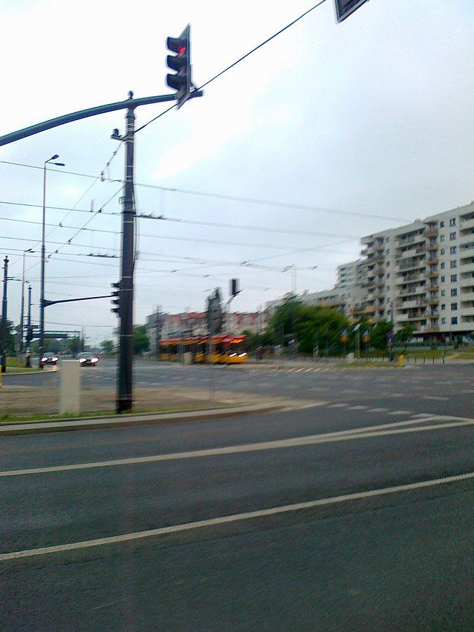 Warszawa budzi się do życia