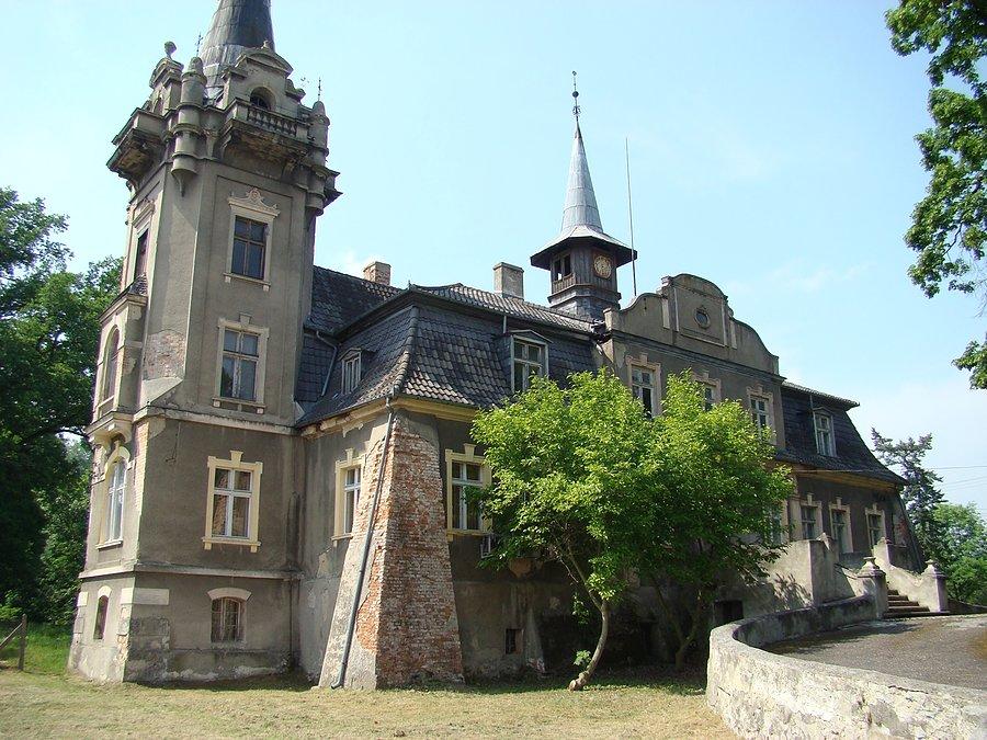 Barokowy pałac w Naratowie, 1735