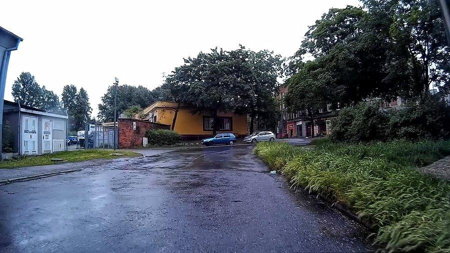 Znowu pada