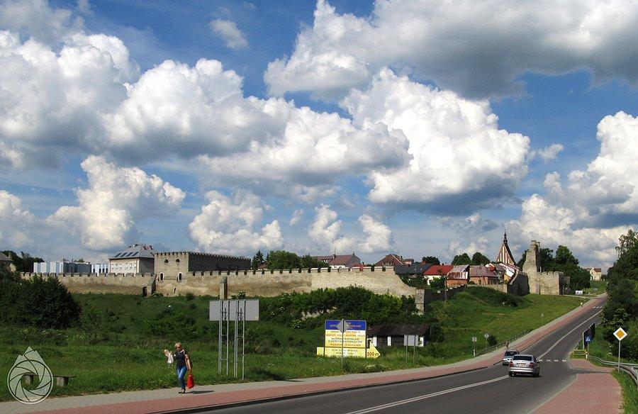 Szydłów pod chmurami