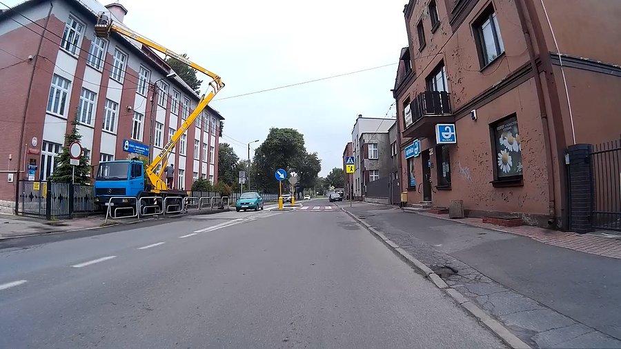 Coś się dzieje