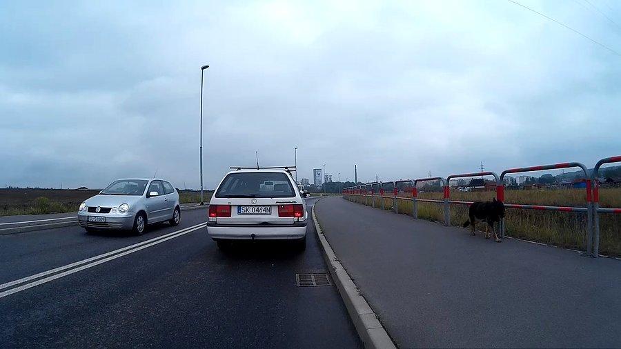 Bielszowicka - co jakiś czas hamując i stwarzając paskudną sytuację