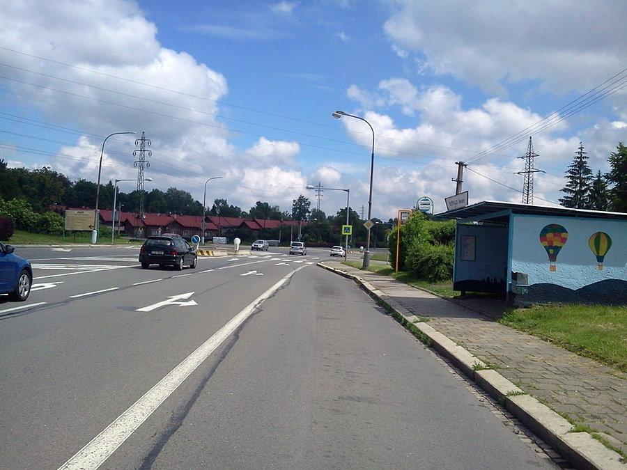 Przez Pietwałd