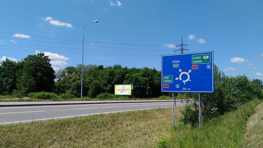 Nie mam dużego wyboru, jadę w kierunku Ostravy i odbiję w prawo kierunek Antošovice