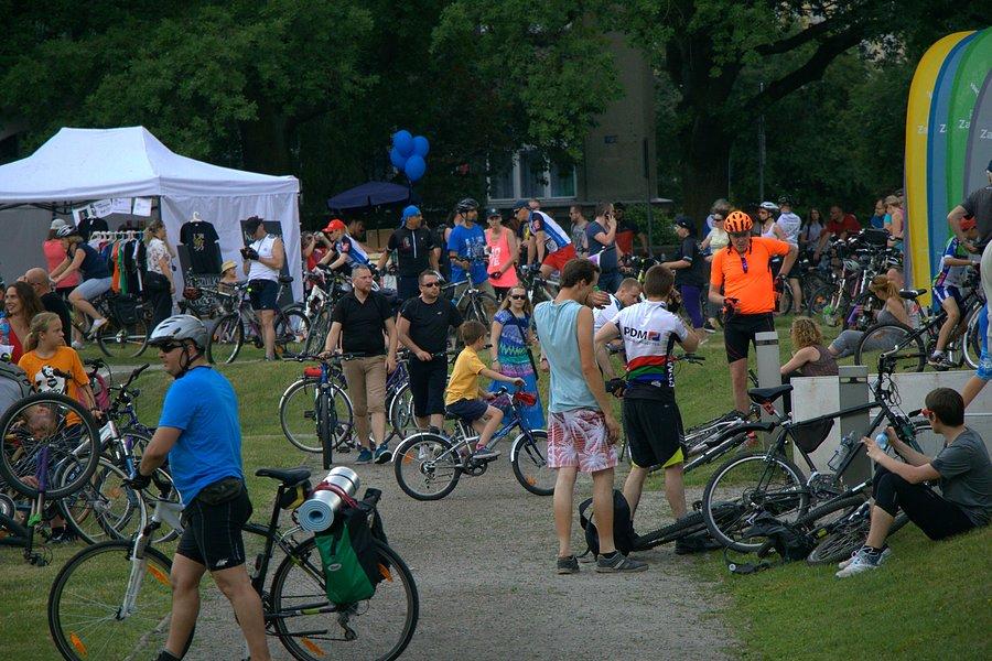 Zjechali rowerzyści którzy cały przejazd wytrzymali :)