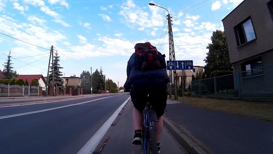 Przez obojniki, nie ma go jak wyprzedzić