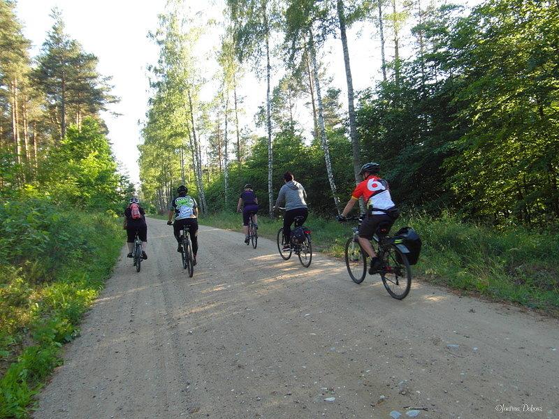 Rowerzyści w trasie