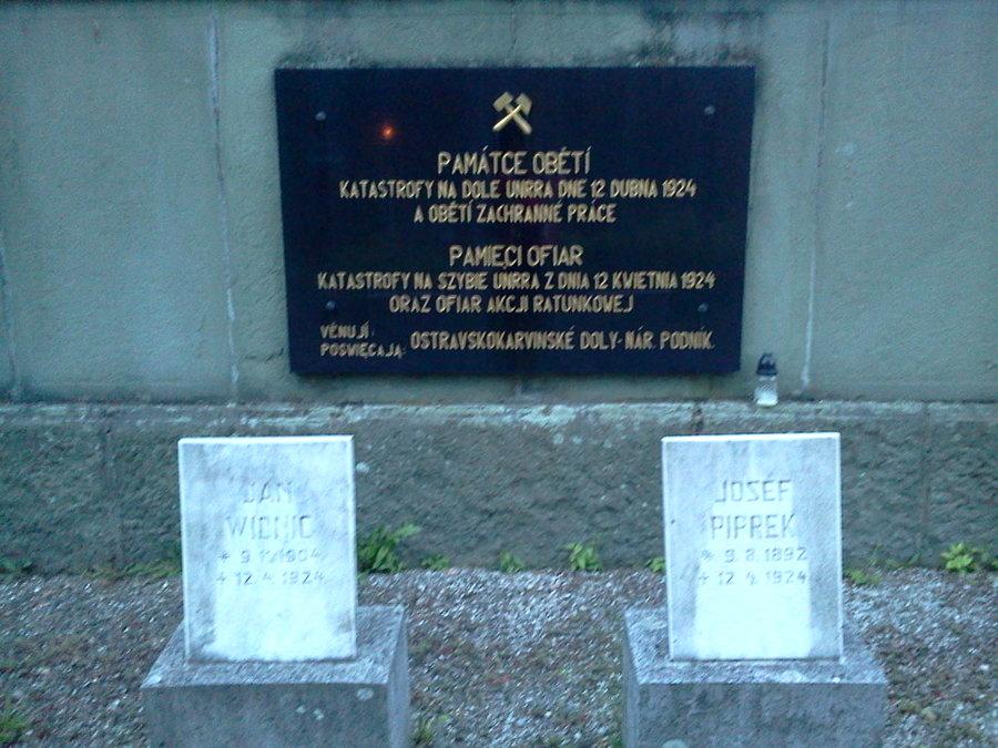 Na pomniku