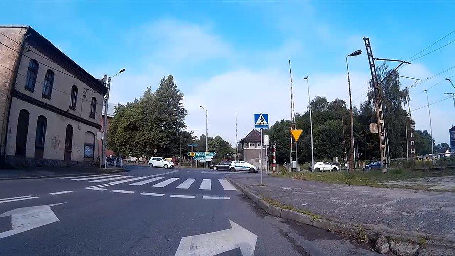 To dzisiaj trzecia policja którą widzę