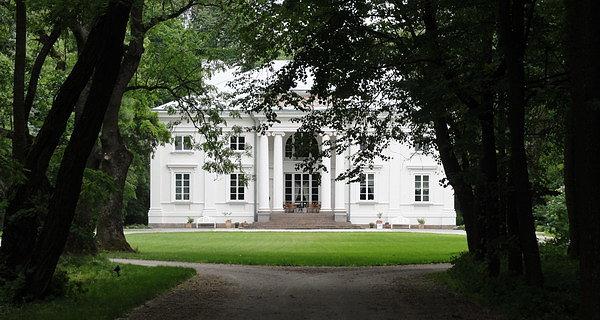 Pałac w Cieleśnicy