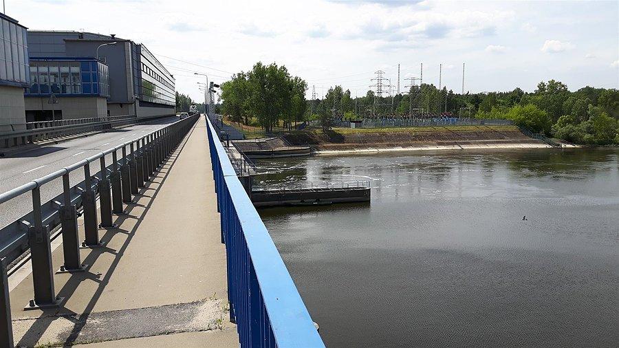 Elektrownia wodna w Dębem