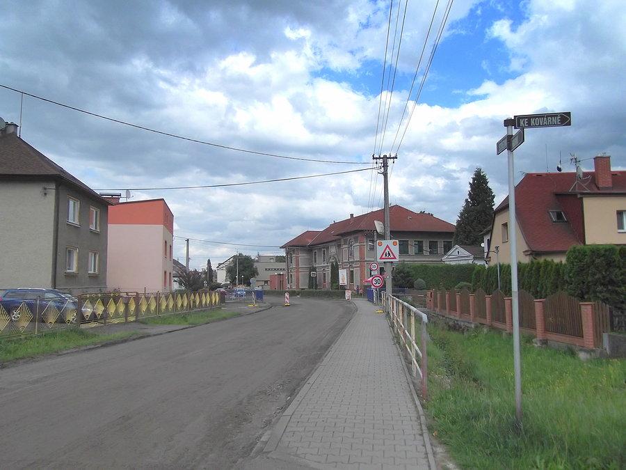 Šilheřovice. Wymiana asfaltu, lepiej tą drogę omijać, zwłaszcza na szosówkach