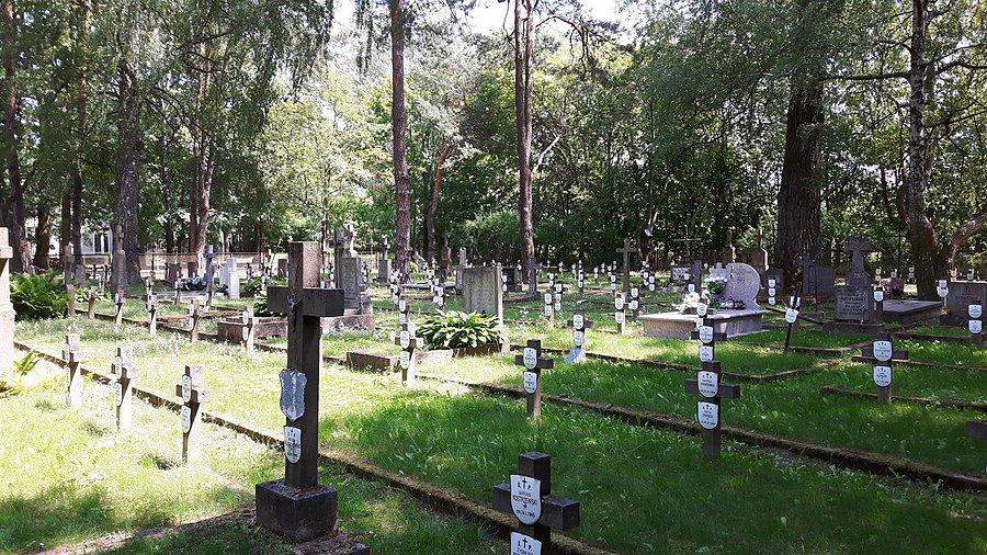 Pochowani pomiędzy 09.1944-01.1945