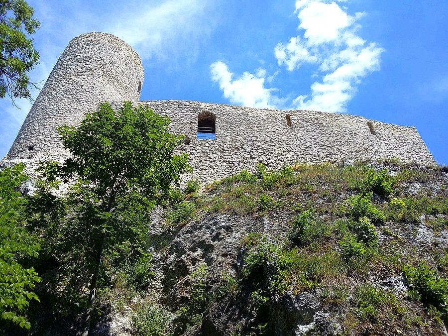 Zamek Smoleń IV