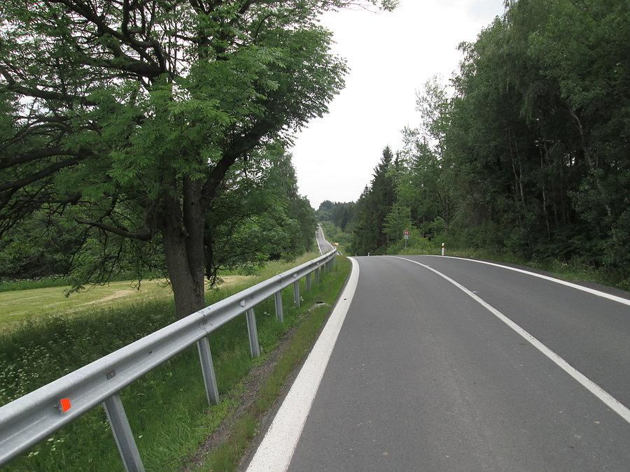 Jeszcze się porządnie nie rozpedzęz górki to już trzeba pod górkę pedałować
