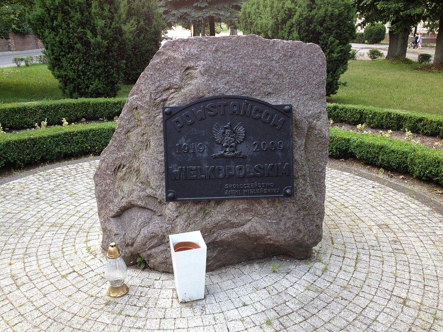 Pomnik Powstańców Wielkopolskich w Wieleniu