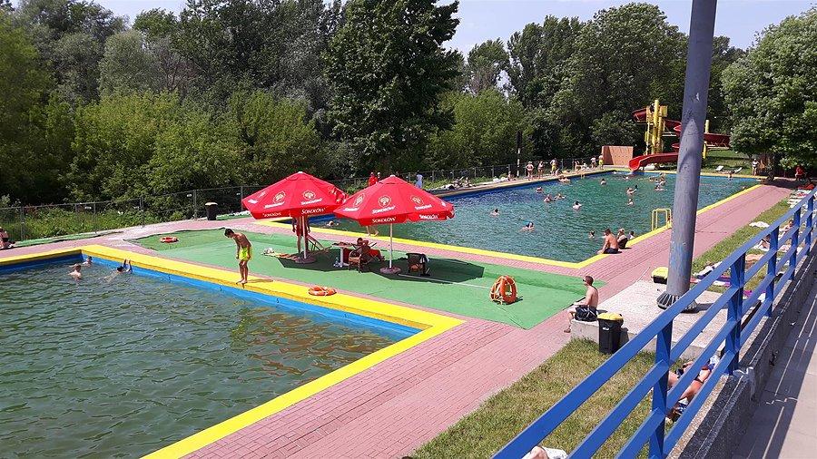 Basen na Wale Miedzeszyńskim