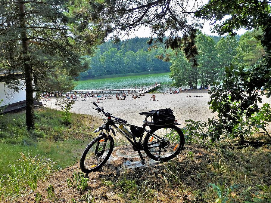 Borówno - plaża nad jeziorem Borówno Wielkie
