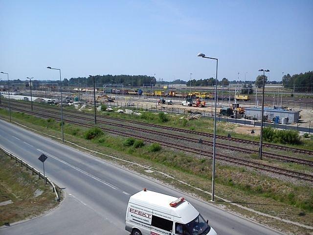Trwa przebudowa linii radomskiej w tym prace na stacji towarowej Warszawa Okęcie