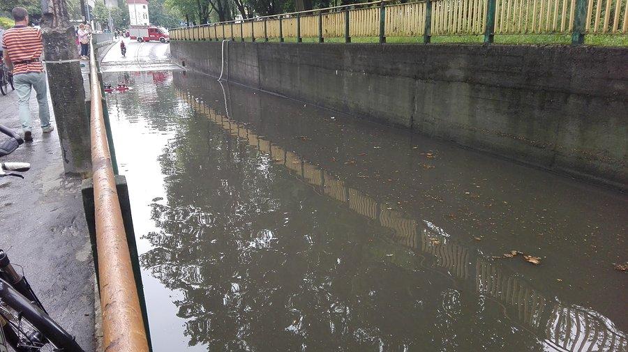 Podtopiony Brwinów