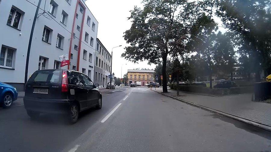 Dalej jestem przeciwny tym flagom