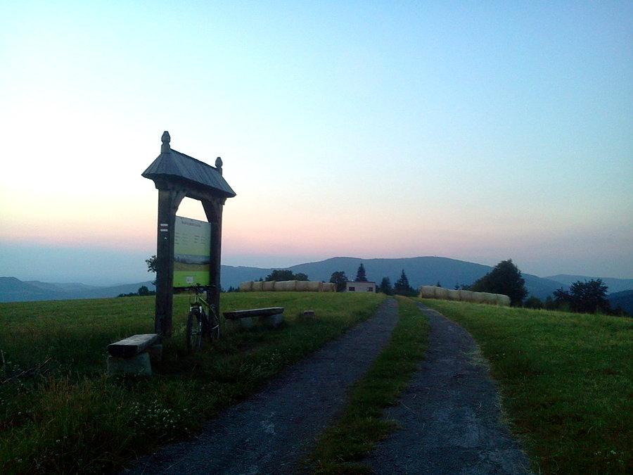 Jast szczyt. Loucka 835 m