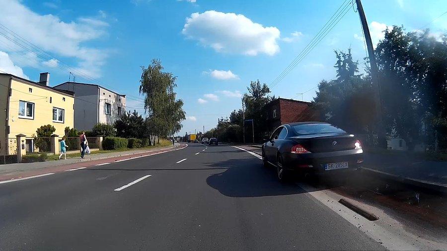 Kretyn na DDRce
