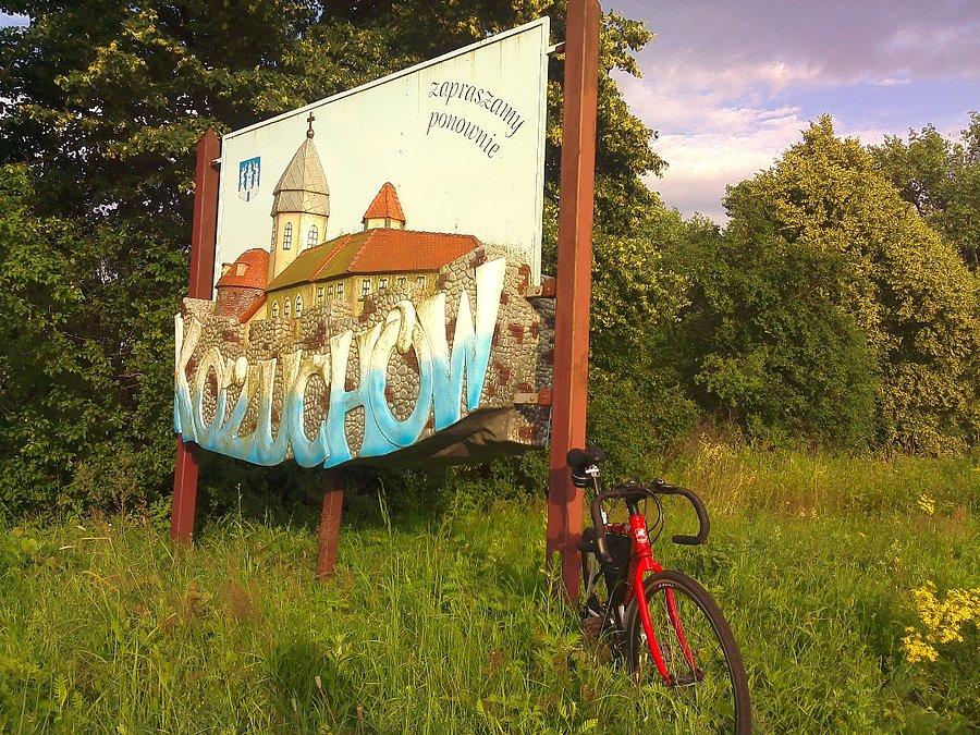 Makieta Kożuchowa i Huragan a'la ostre koło (bez hamulca i bez licznika)