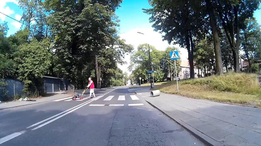 Koszenie przejścia dla pieszych?