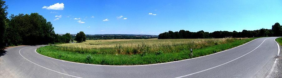 Podjazd z Háj ve Slezsku w kierunku Dobroslavic