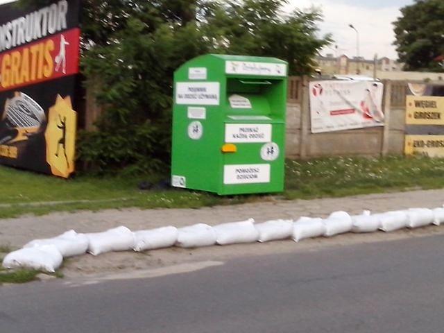 Worki z piaskiem na ratunek