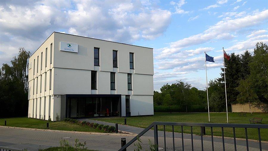 Europejskie Centrum Zdrowego Oka róg Hołubca i Sztajerka