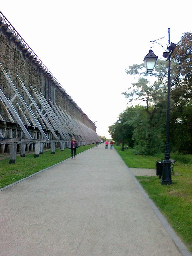 Pustki przy tężniach
