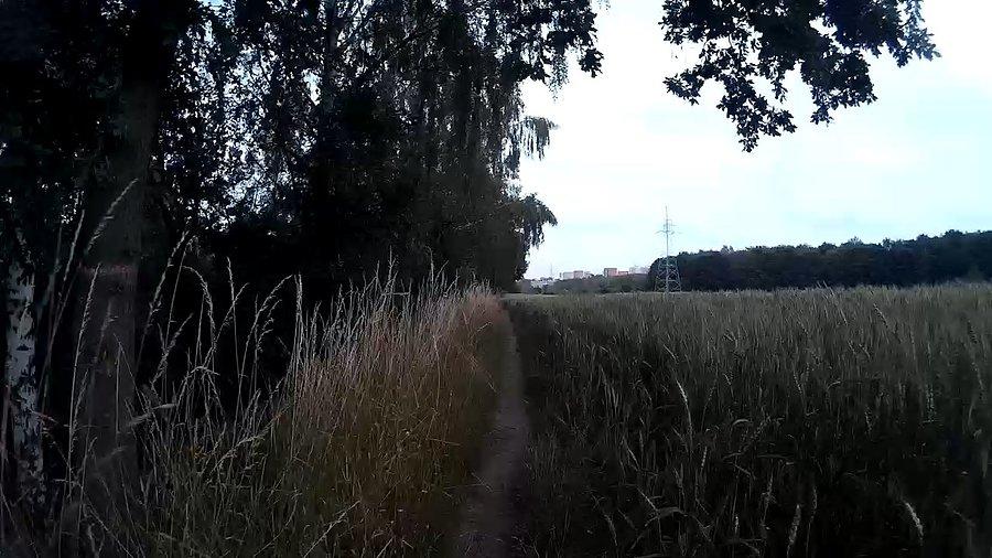 Wąsko, na dokładkę po lewej przepaść