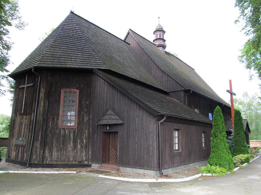 Zabytkowy kosciół (1629) - Oszkowice