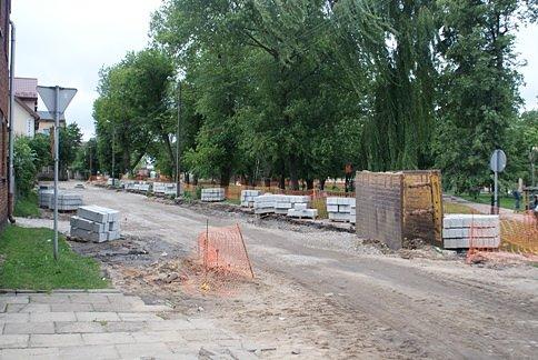 Ul. Piekarska - na wysokości skweru