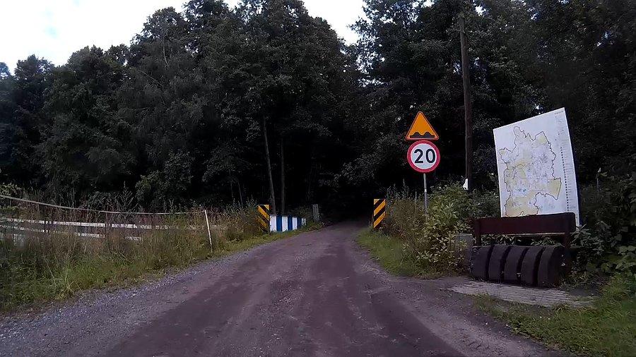 20/h... po piasku i pod górkę... nie wiem czy dam radę ;)