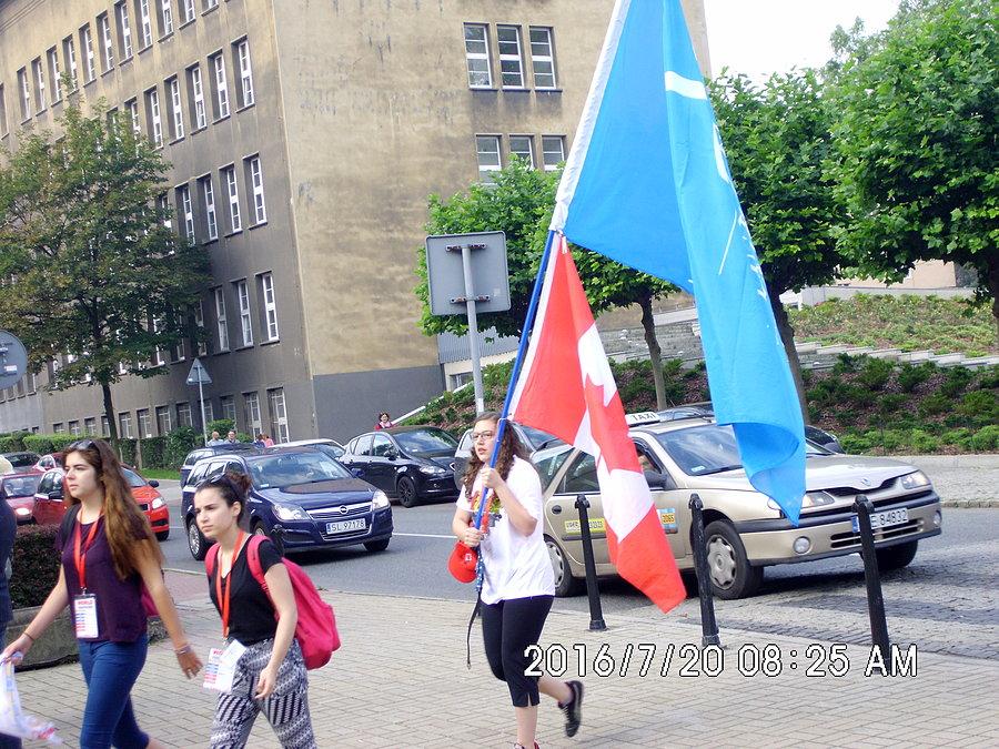 A tutaj z flagą Kanady