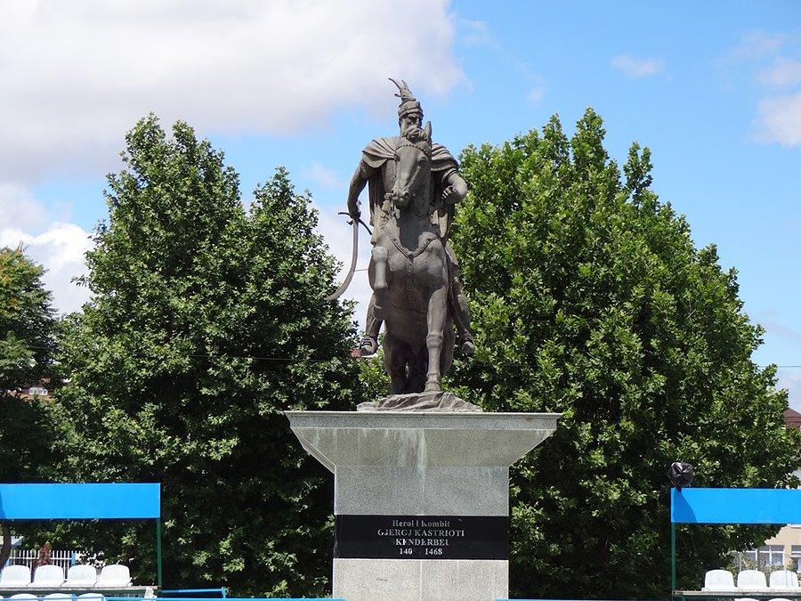Pomnik Skenderbeu