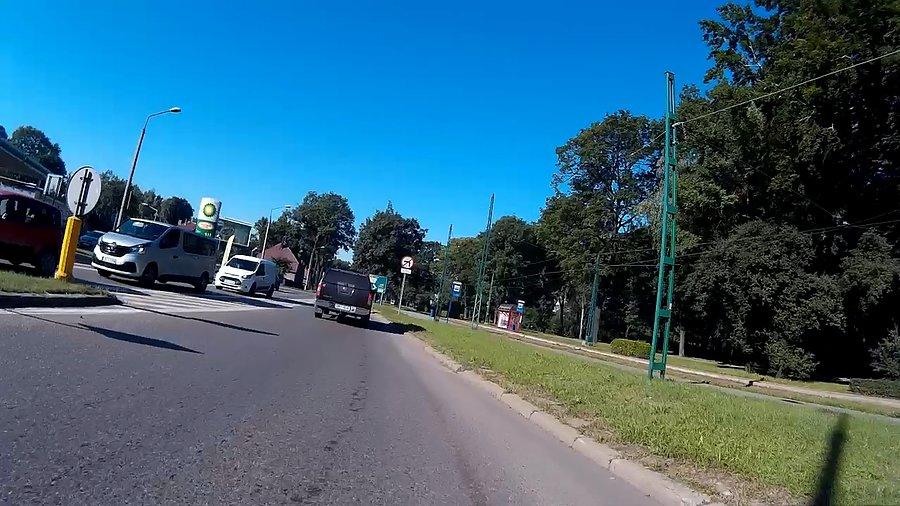 Jakby nieco spokojniej